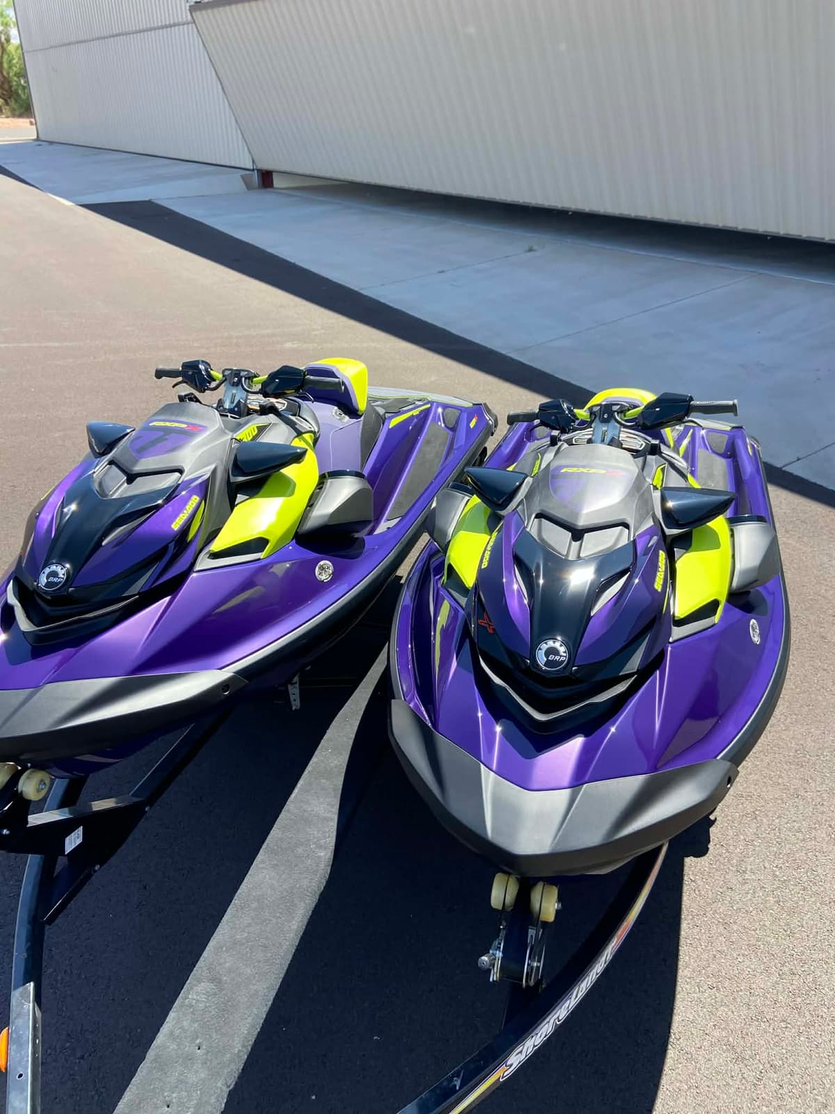 Detailed jet skis